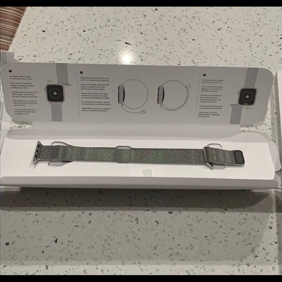 Apple Watch Stainless Steel Milanese Loop Band - Picture 3 of 3